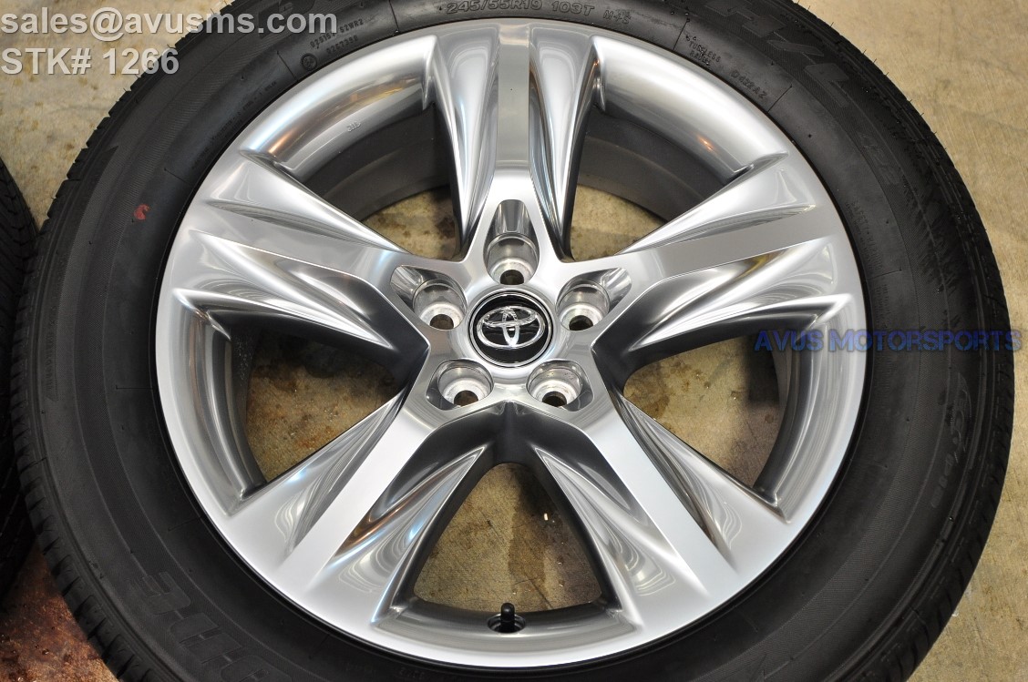2017 Toyota Highlander Limited OEM 19" Wheels Chromtec Platinum Clad