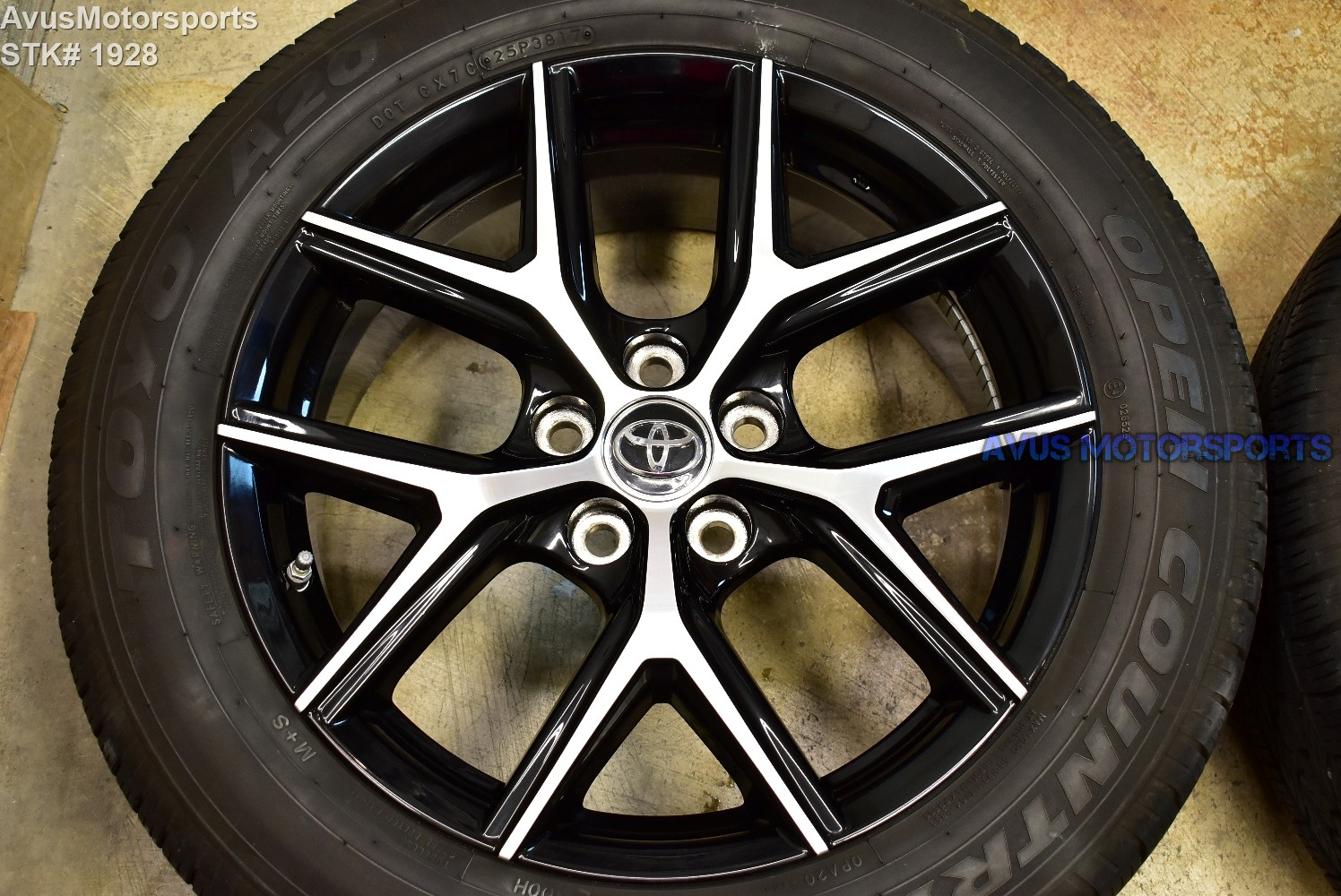 2018 Toyota Rav4 SE OEM 18" Factory Wheels and Tires 235/55r18 + TPMS