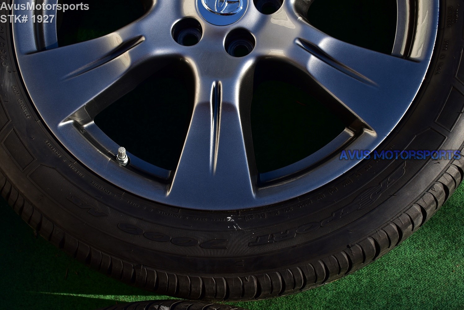 Toyota Sienna SE OEM 19" Factory Wheels Tires P235/50r19 2017 2017 Toyota Sienna Tire Size P235 50r19 Se Se Premium