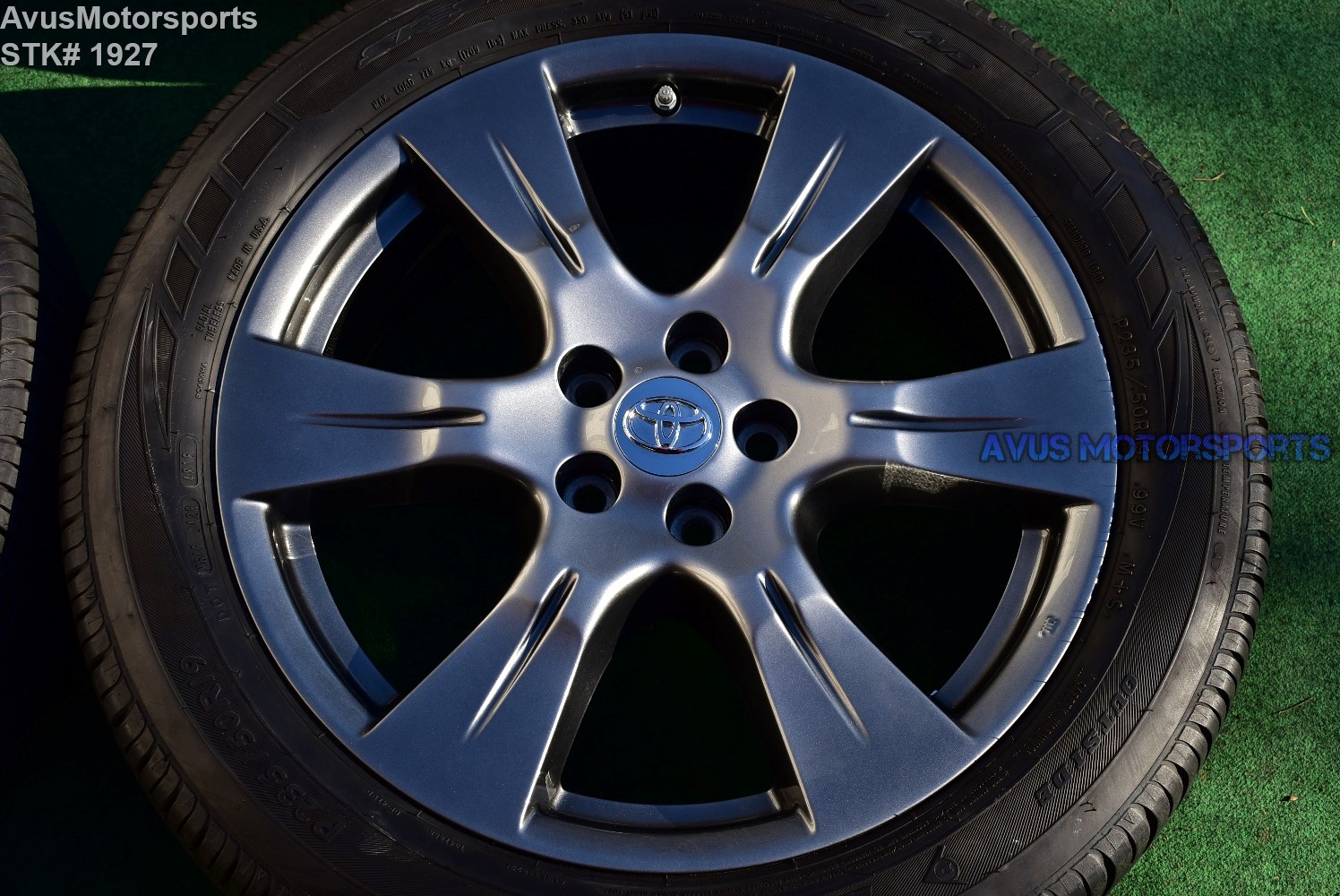 Toyota Sienna SE OEM 19" Factory Wheels Tires P235/50r19 2017