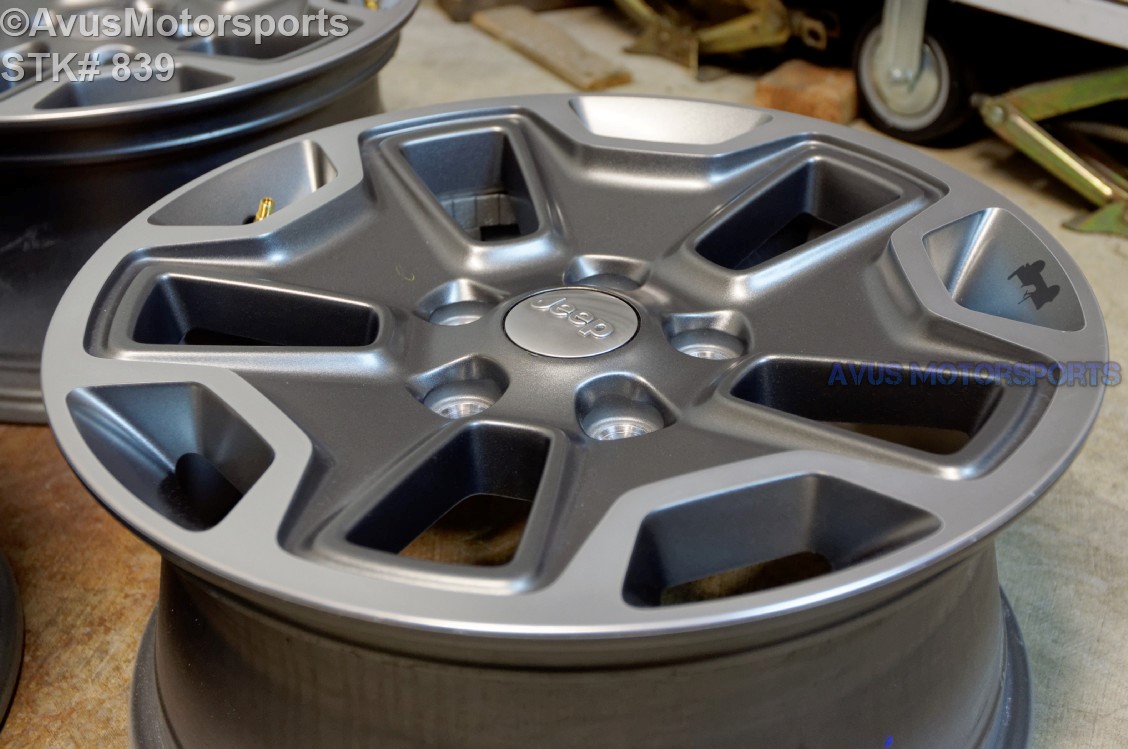 2015 Jeep Wrangler Rubicon OEM Factory 17" Genuine Wheels